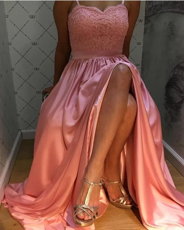 Lace Appliques Sweetheart Long Satin Prom Gowns 2018 Slit Evening Dress